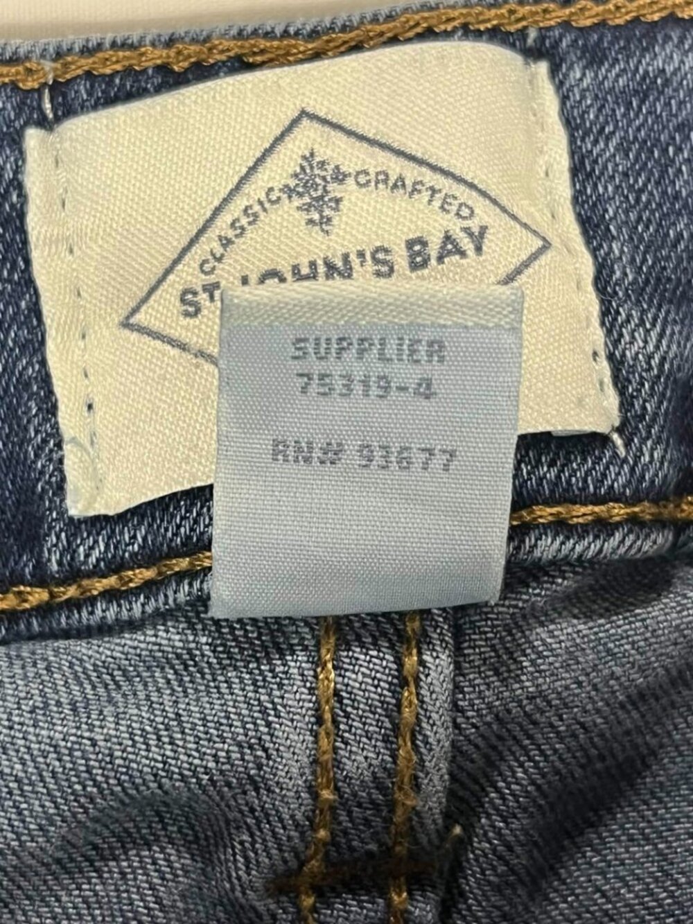 EUC St Johns Bay Womens Bermuda Shorts Blue Denim Jean Size 14 - Picture 7 of 9